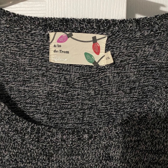 GINGERBREAD MAN XMAS SWEATER - Picture 4 of 5